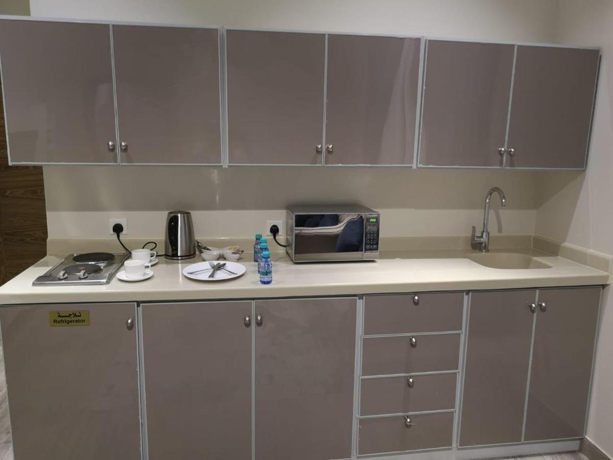 Makarem Hotel Apartments 利雅德 外观 照片