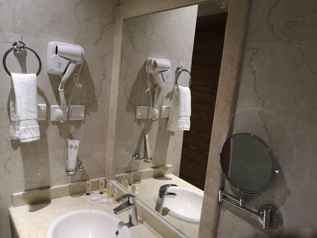 Makarem Hotel Apartments 利雅德 外观 照片