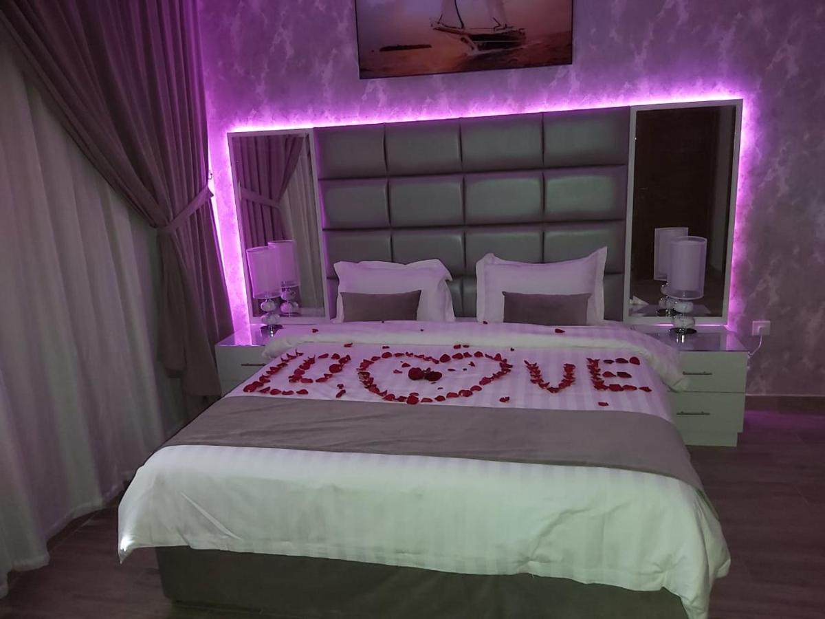 Makarem Hotel Apartments 利雅德 外观 照片